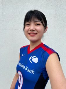 西山　愛里